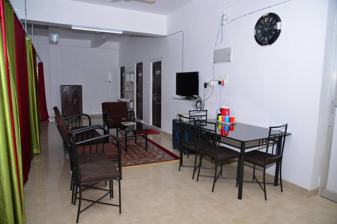 Tranquil Hospitality Hotel Bhubaneswar Exterior photo
